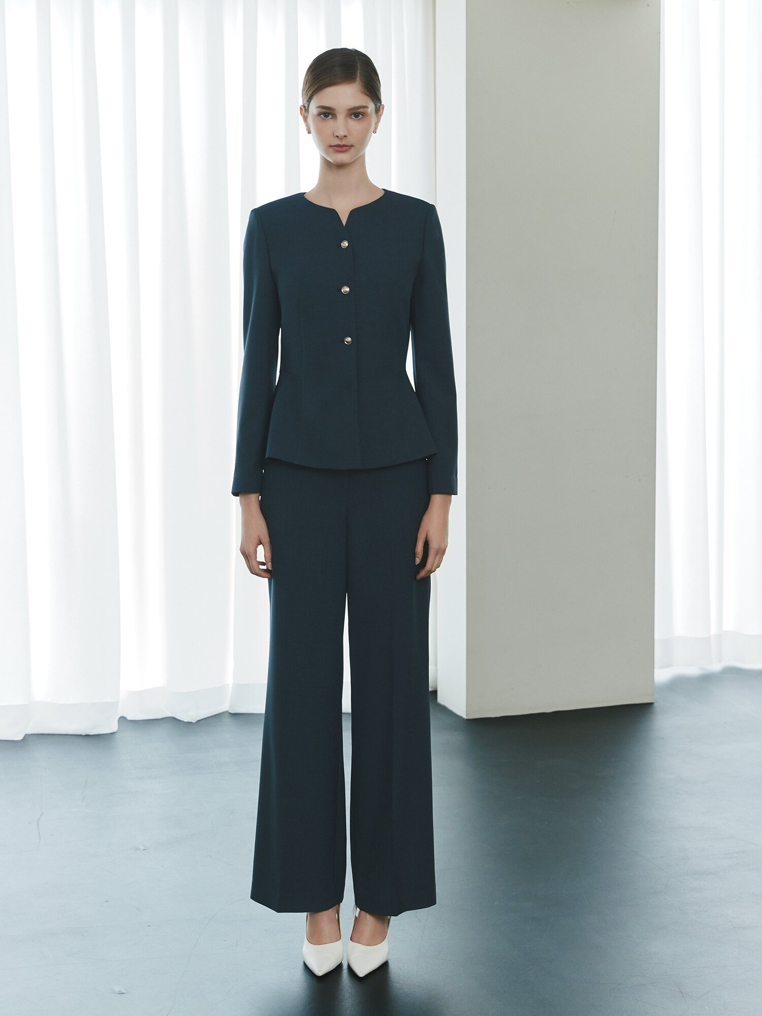 메탈 장식 세미 부츠컷 팬츠 (MELANGE NAVY)