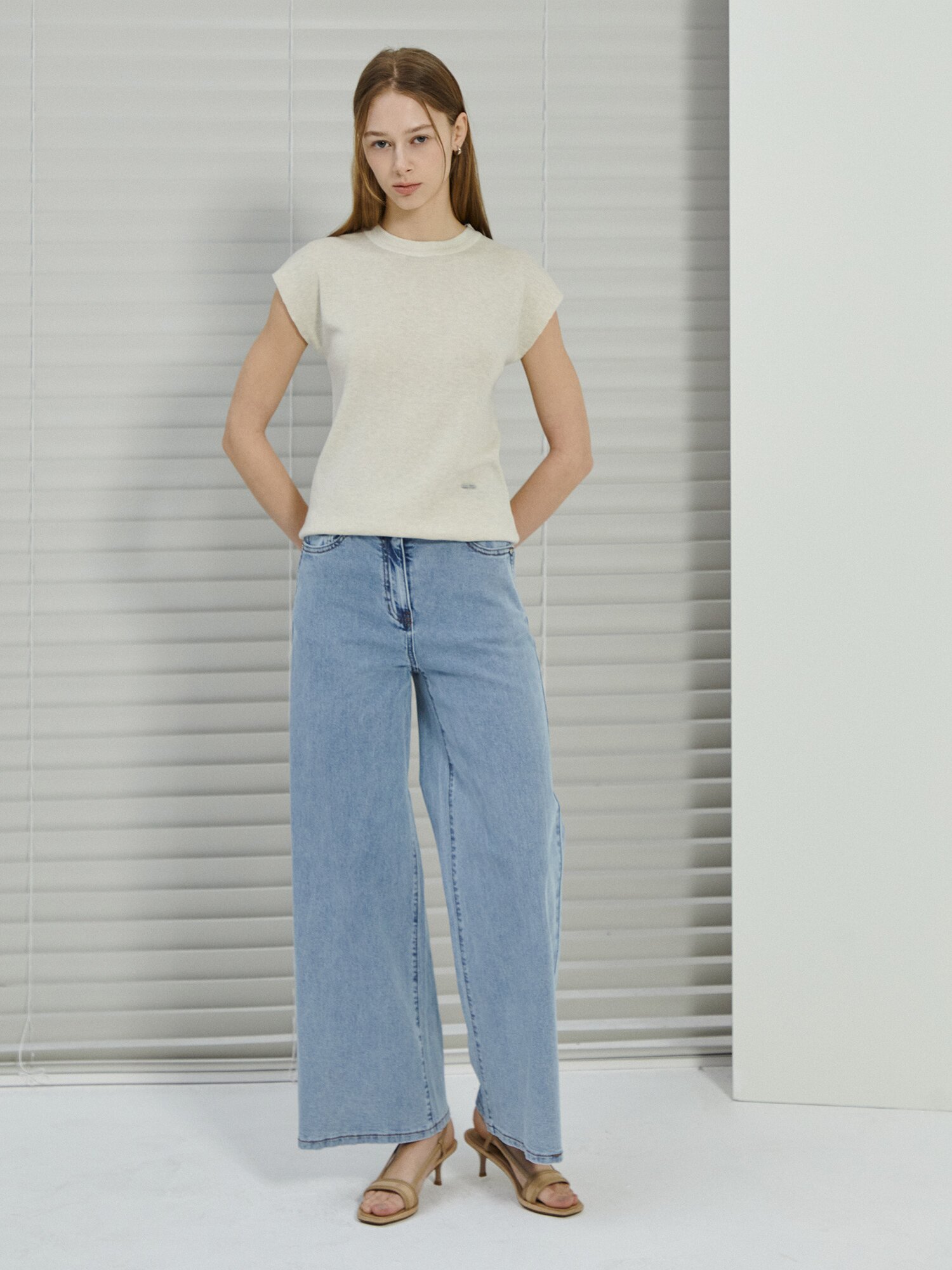 포켓 백 밴딩 와이드 데님 팬츠 (LIGHT BLUE)