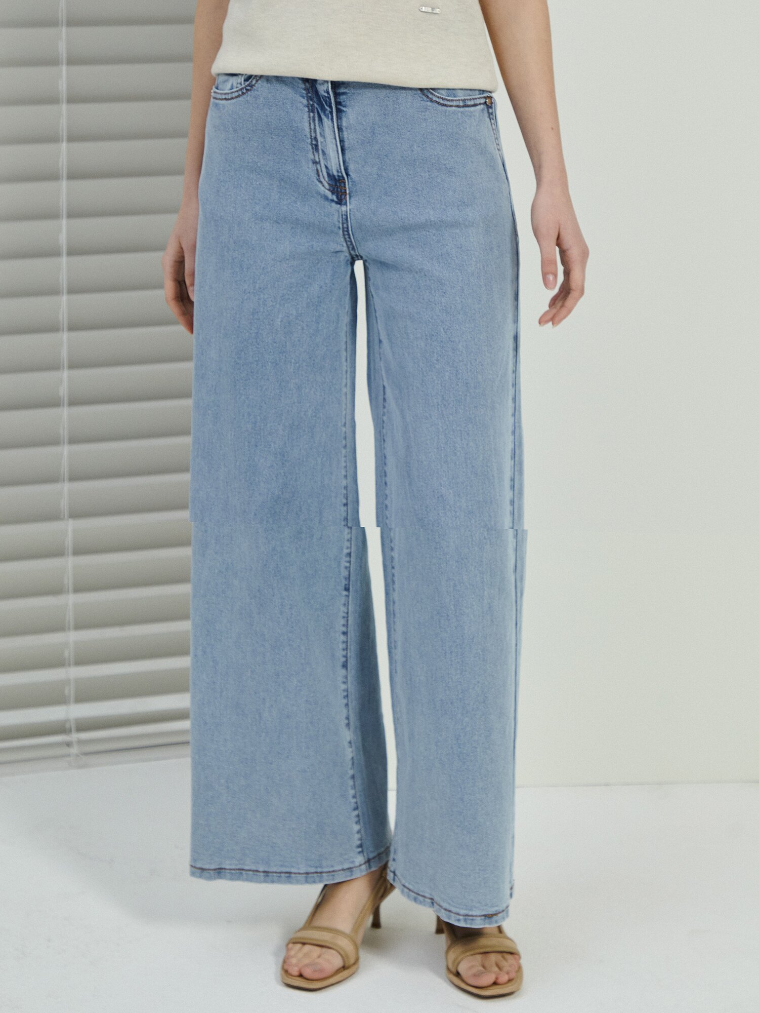 포켓 백 밴딩 와이드 데님 팬츠 (LIGHT BLUE)