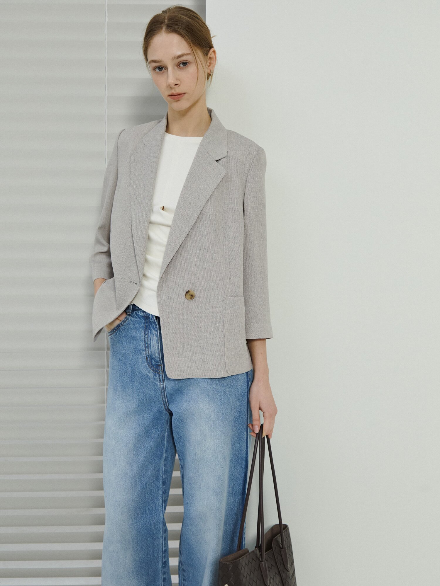 슬림핏 코튼 트위스트 티셔츠 (IVORY)