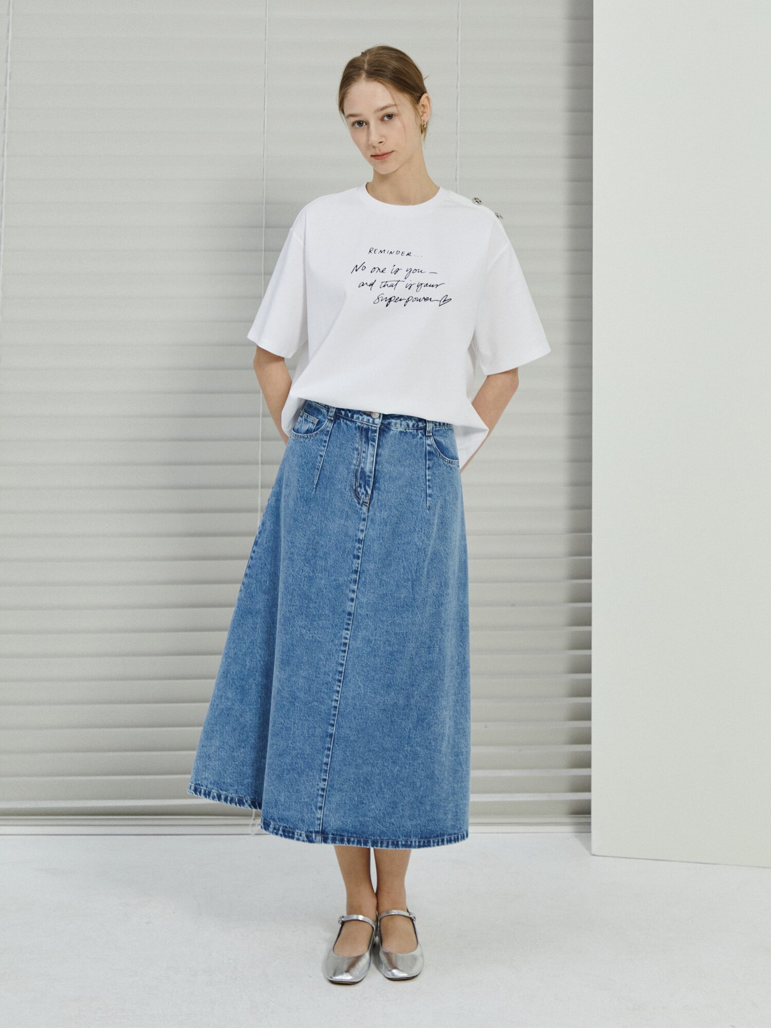 루즈핏 코튼 숄더 버튼 티셔츠 (IVORY)