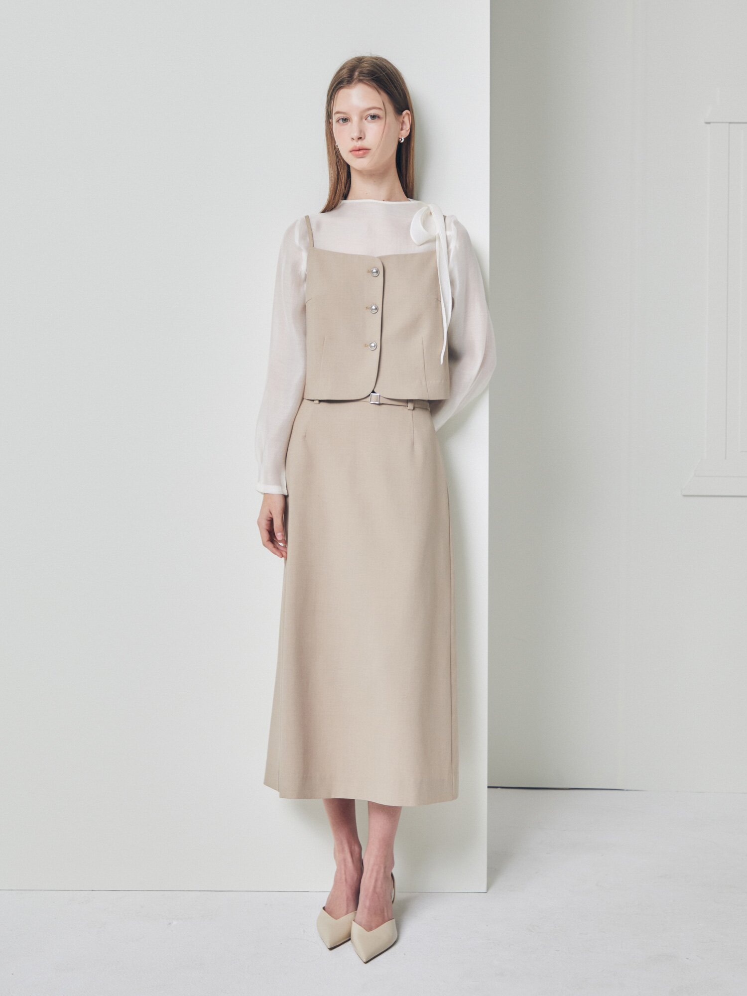 뷔스티에 탑 + 벨티드 A라인 스커트 세트 (BEIGE)
