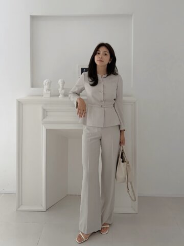 메탈 장식 세미 부츠컷 팬츠 (LIGHT BEIGE)