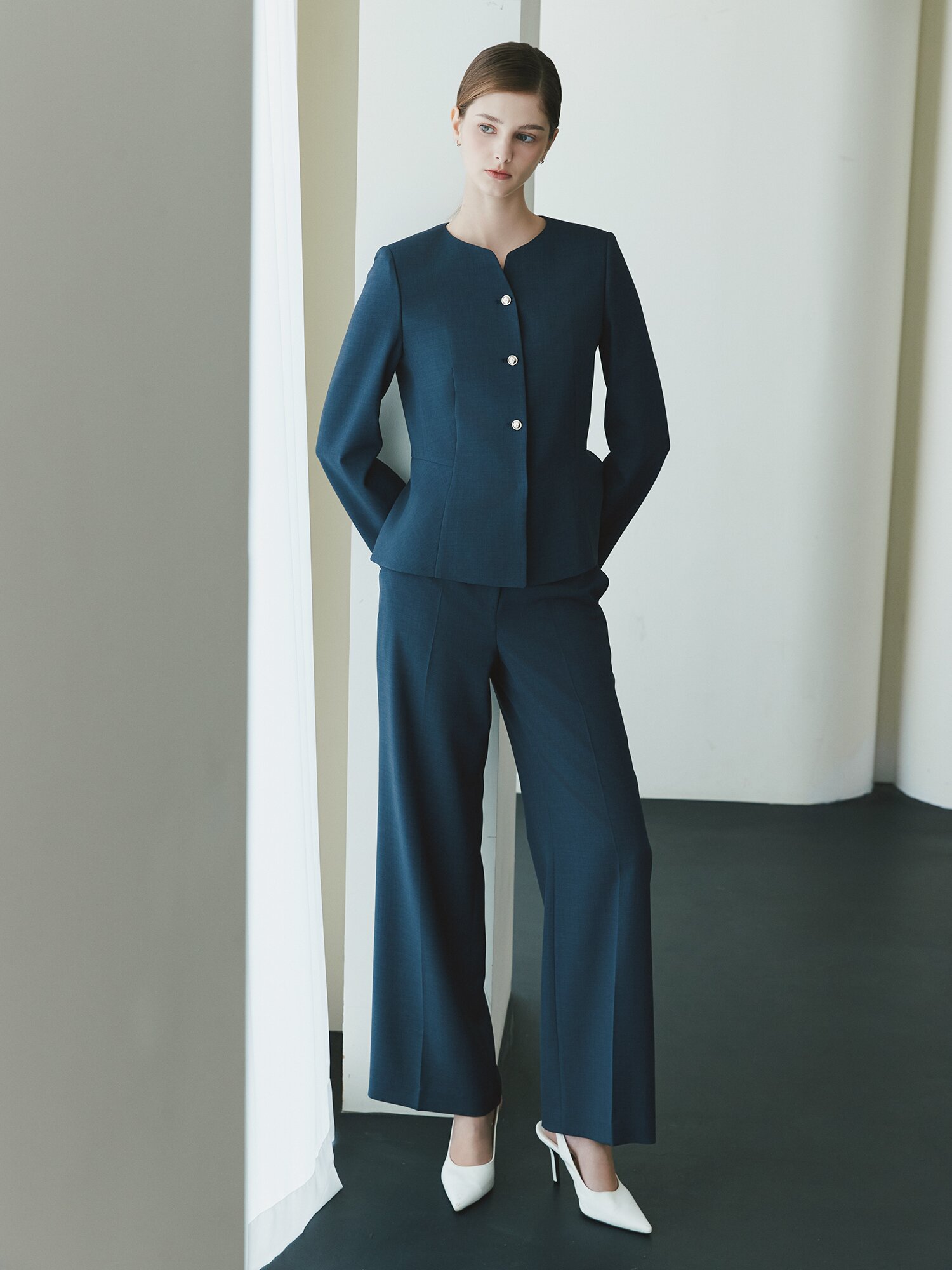 슬릿 라운드넥 페플럼 재킷 (MELANGE NAVY)