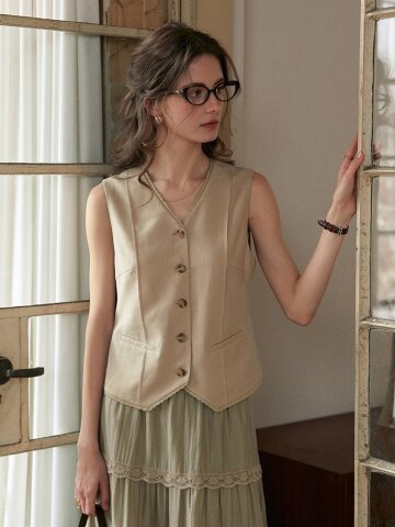 SR_French old style vest