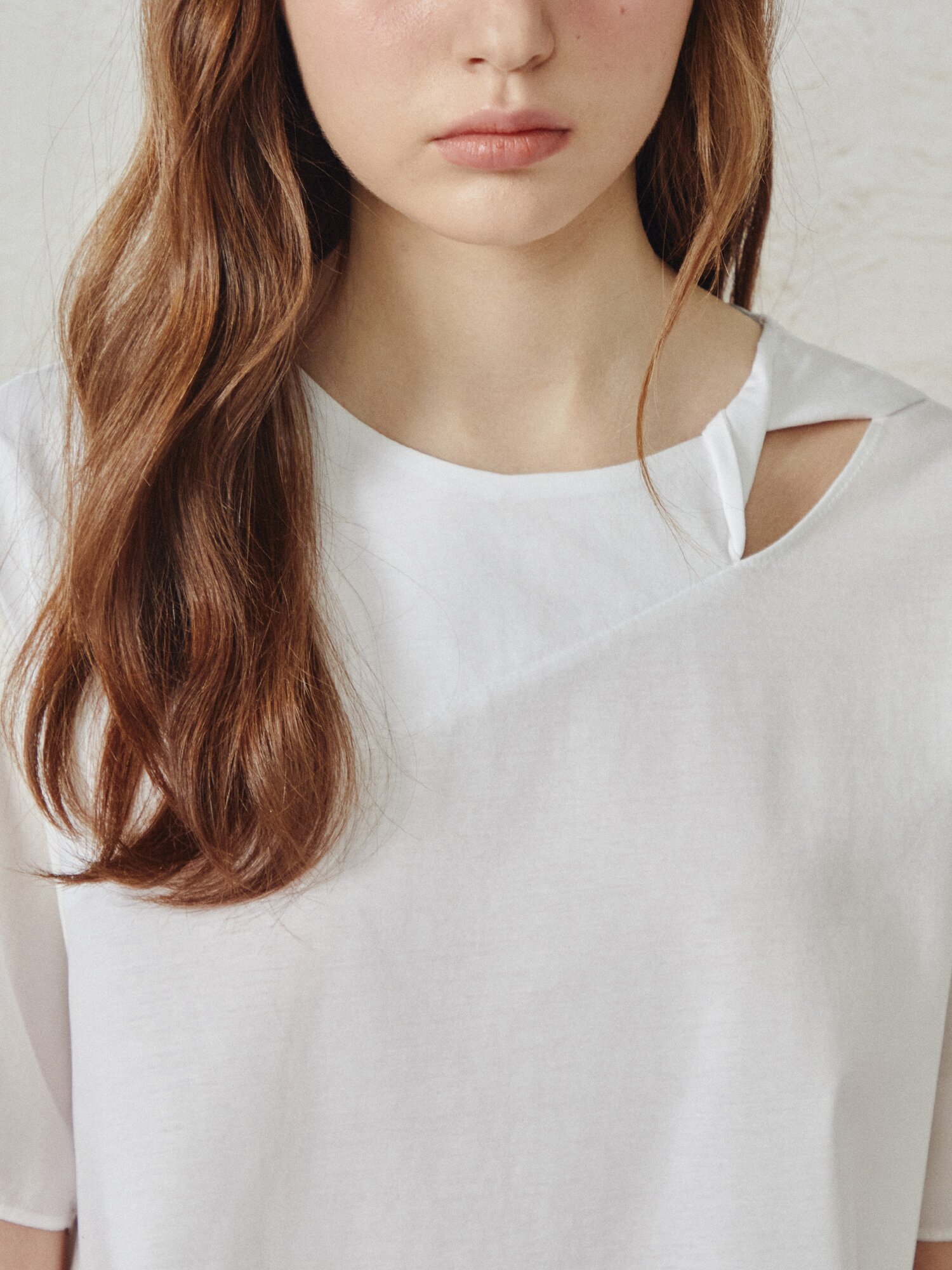 사이드 절개 배색 블라우스 (WHITE)
