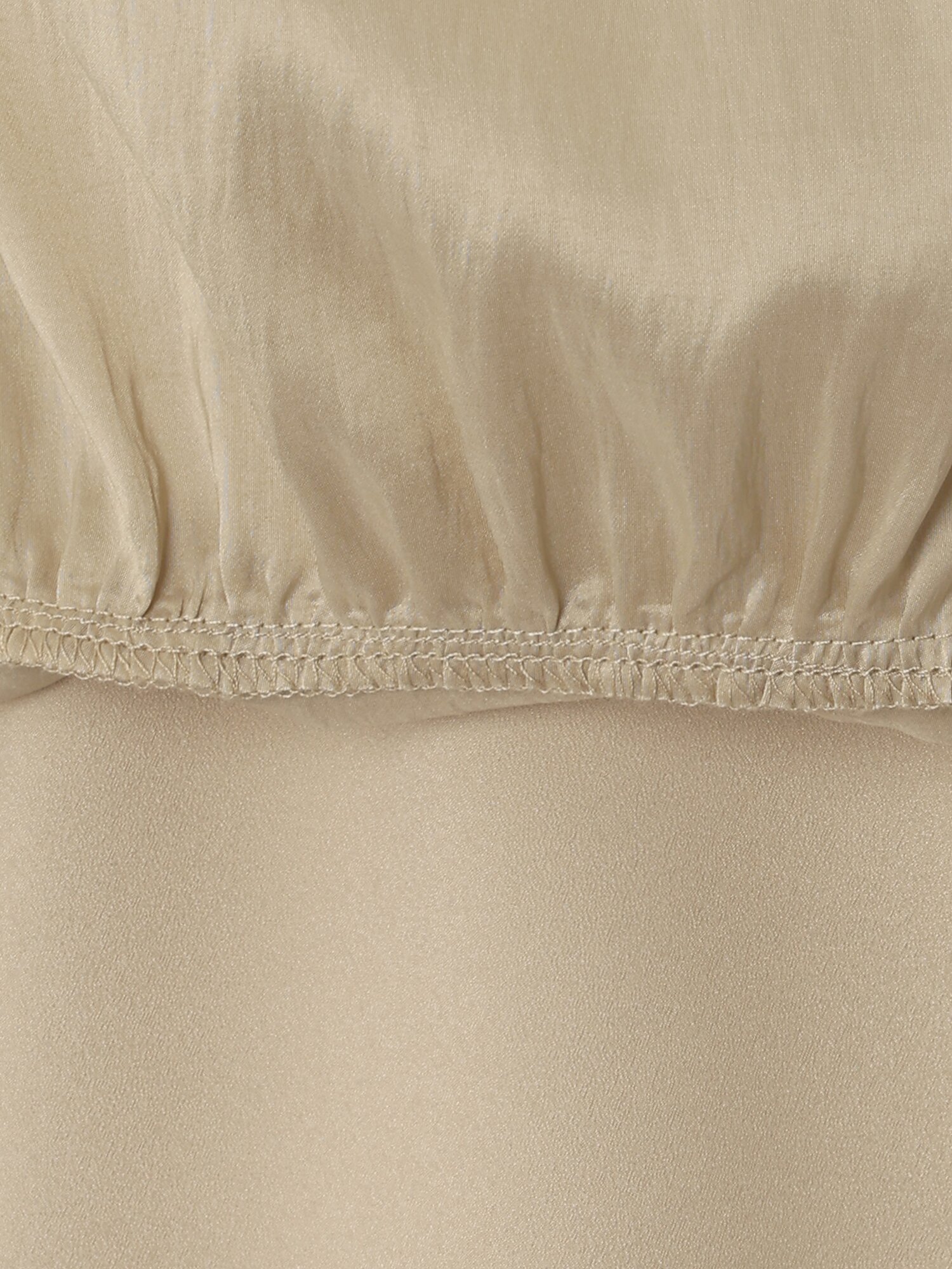 핀 턱 벨티드 롱 원피스 (BEIGE)