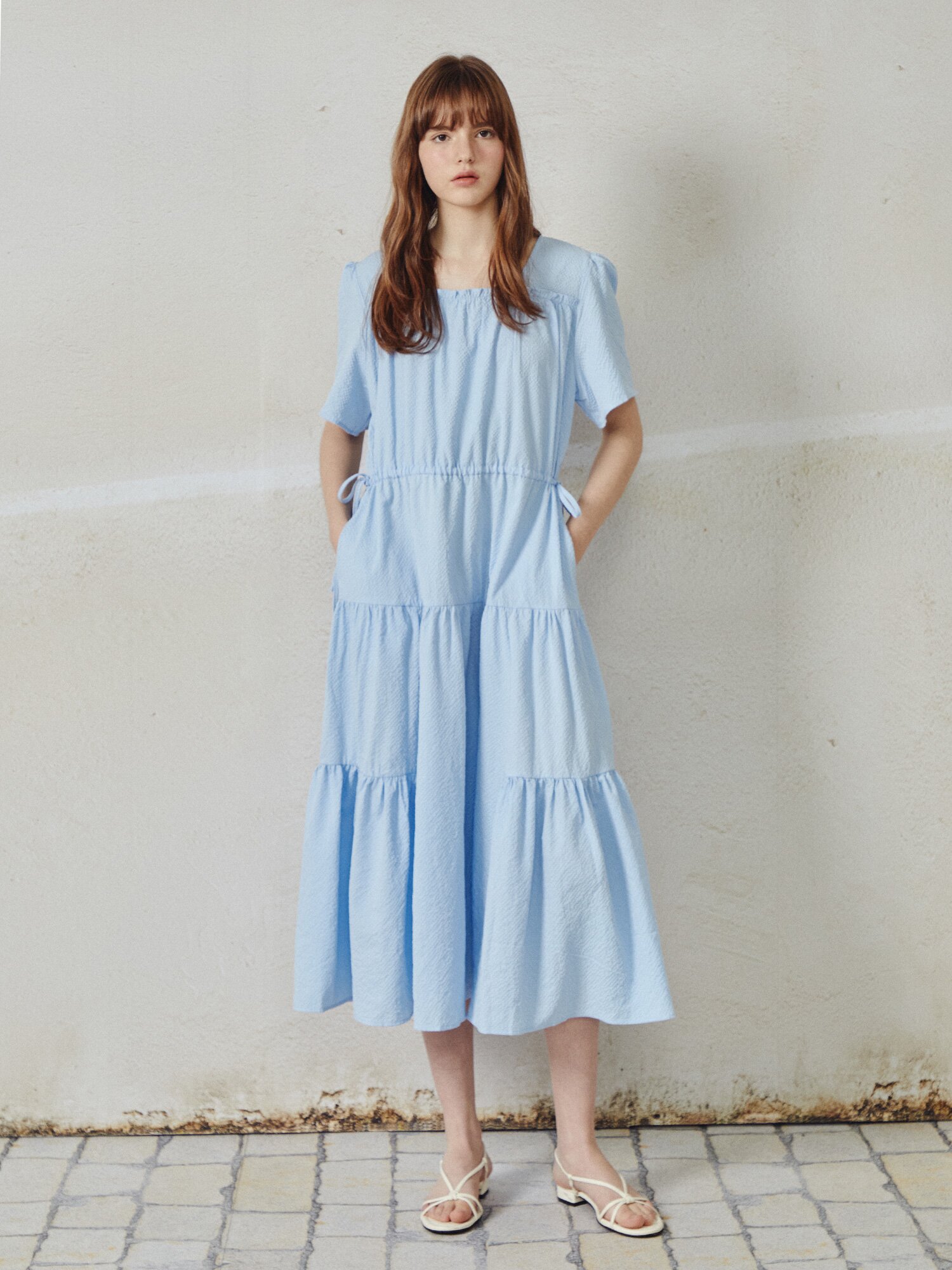 스퀘어넥 백 리본 롱 원피스 (LIGHT BLUE)