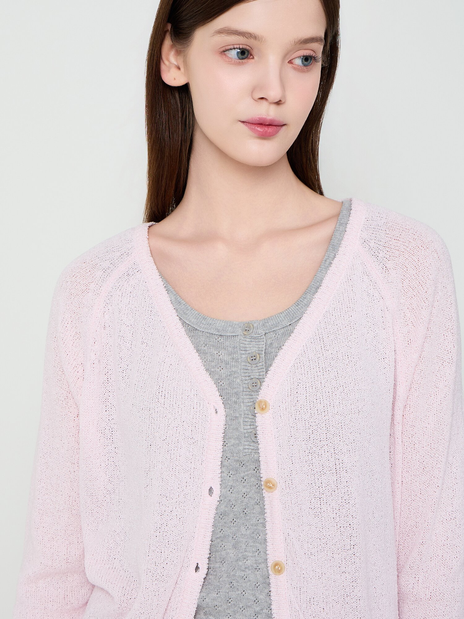 부클 레터링 자수 브이넥 가디건 (PINK)