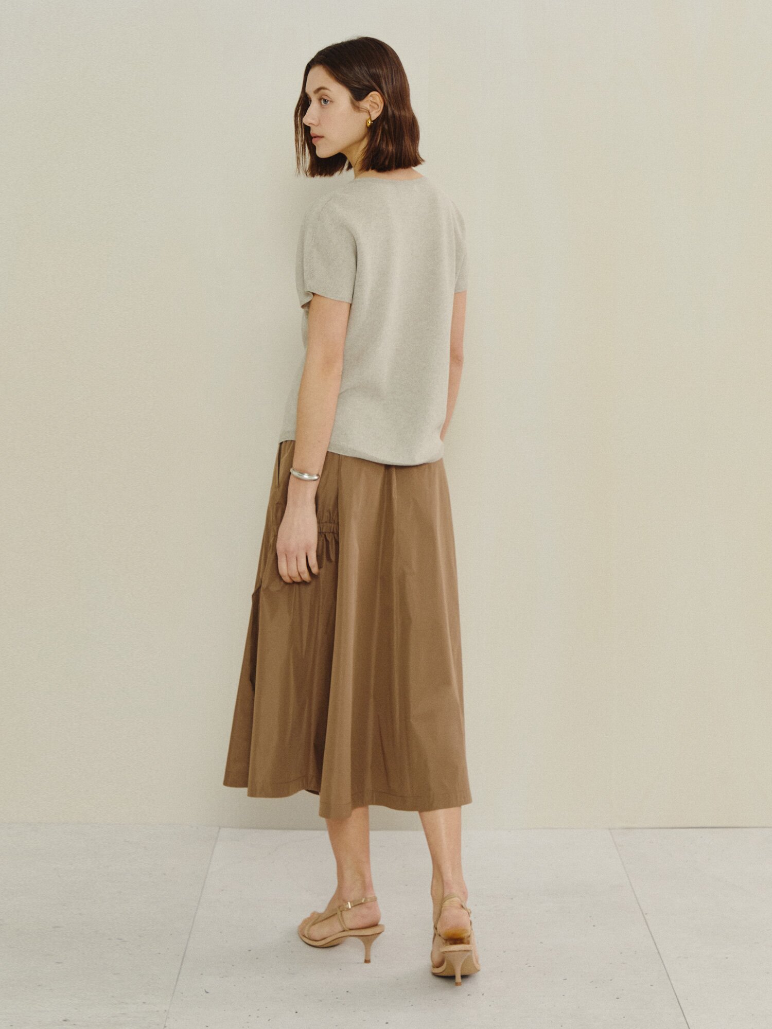 내추럴 숏 슬리브 니트 풀오버 (LIGHT BEIGE)