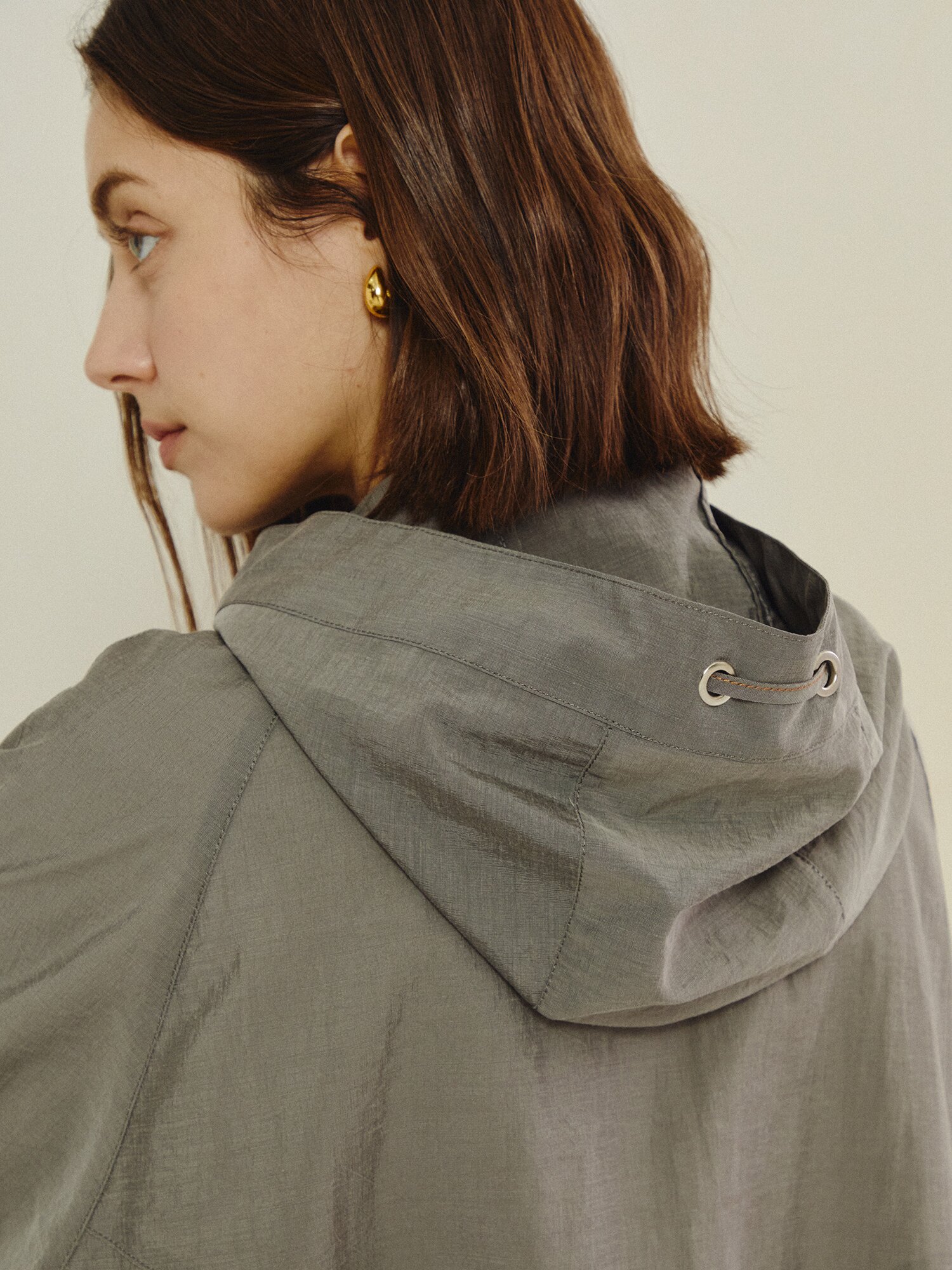 에센셜 우드 스트링 라이트 점퍼 (GREY)