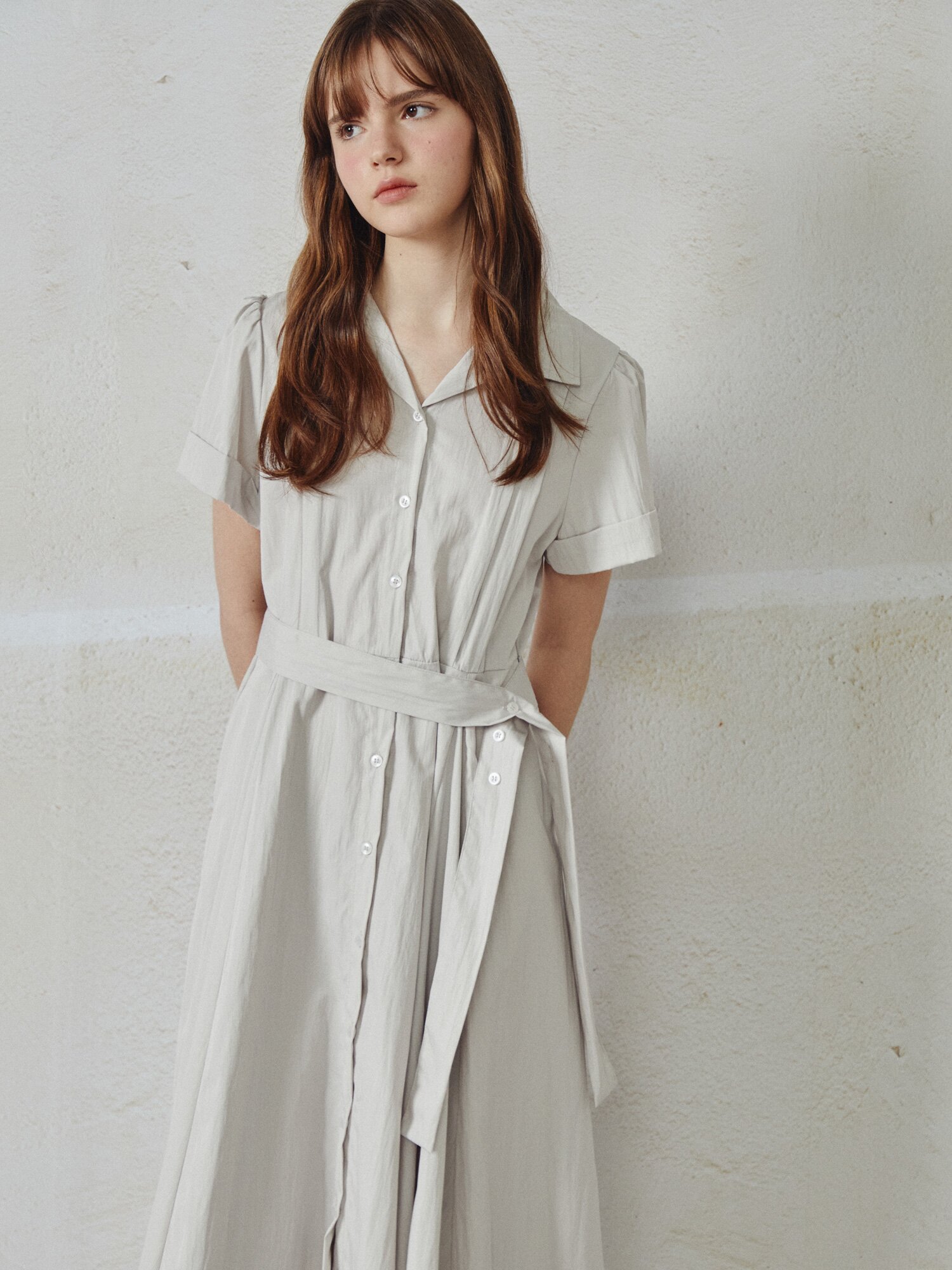 오픈칼라 벨티드 롱 원피스 (BEIGE)