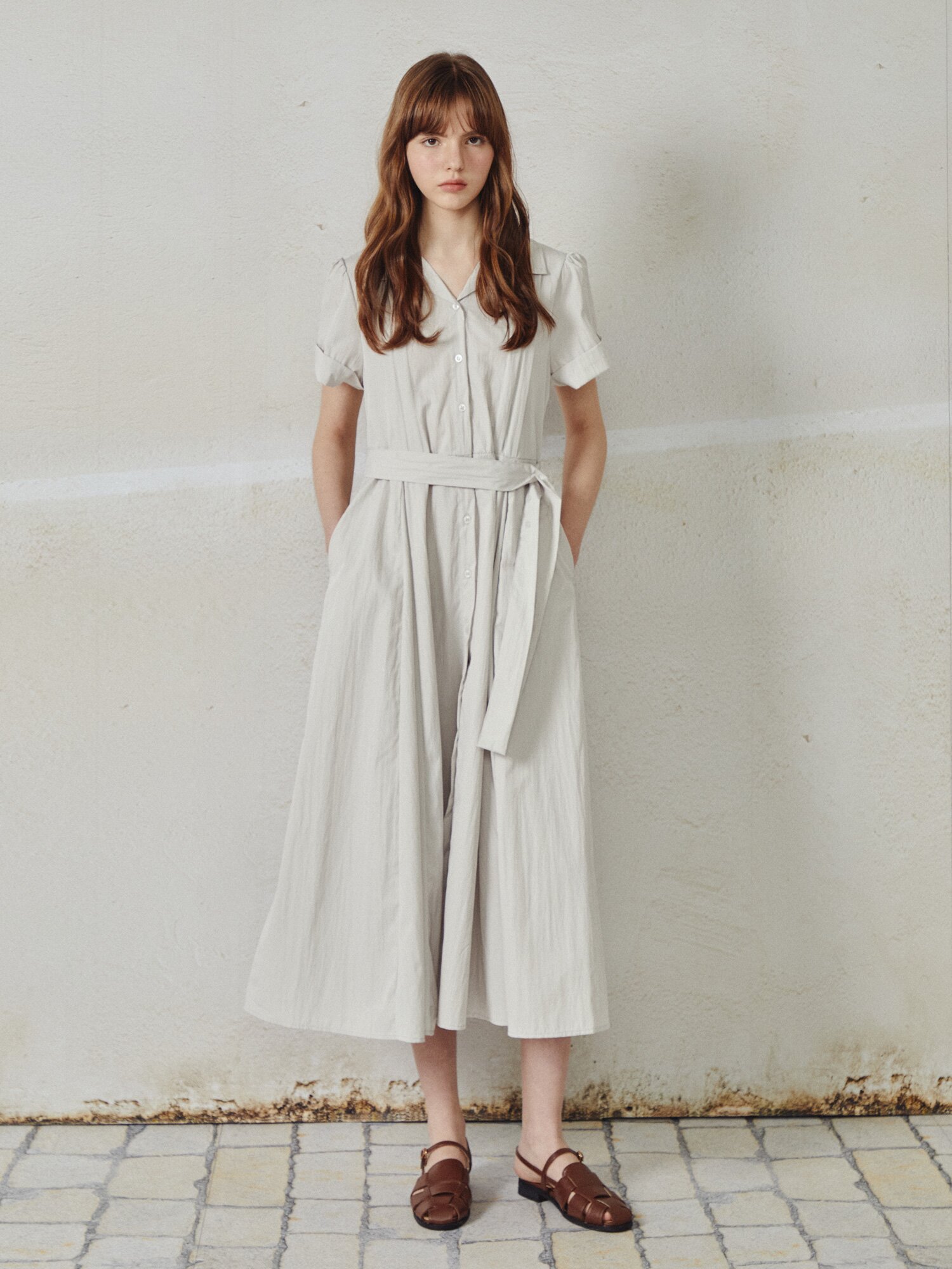 오픈칼라 벨티드 롱 원피스 (BEIGE)