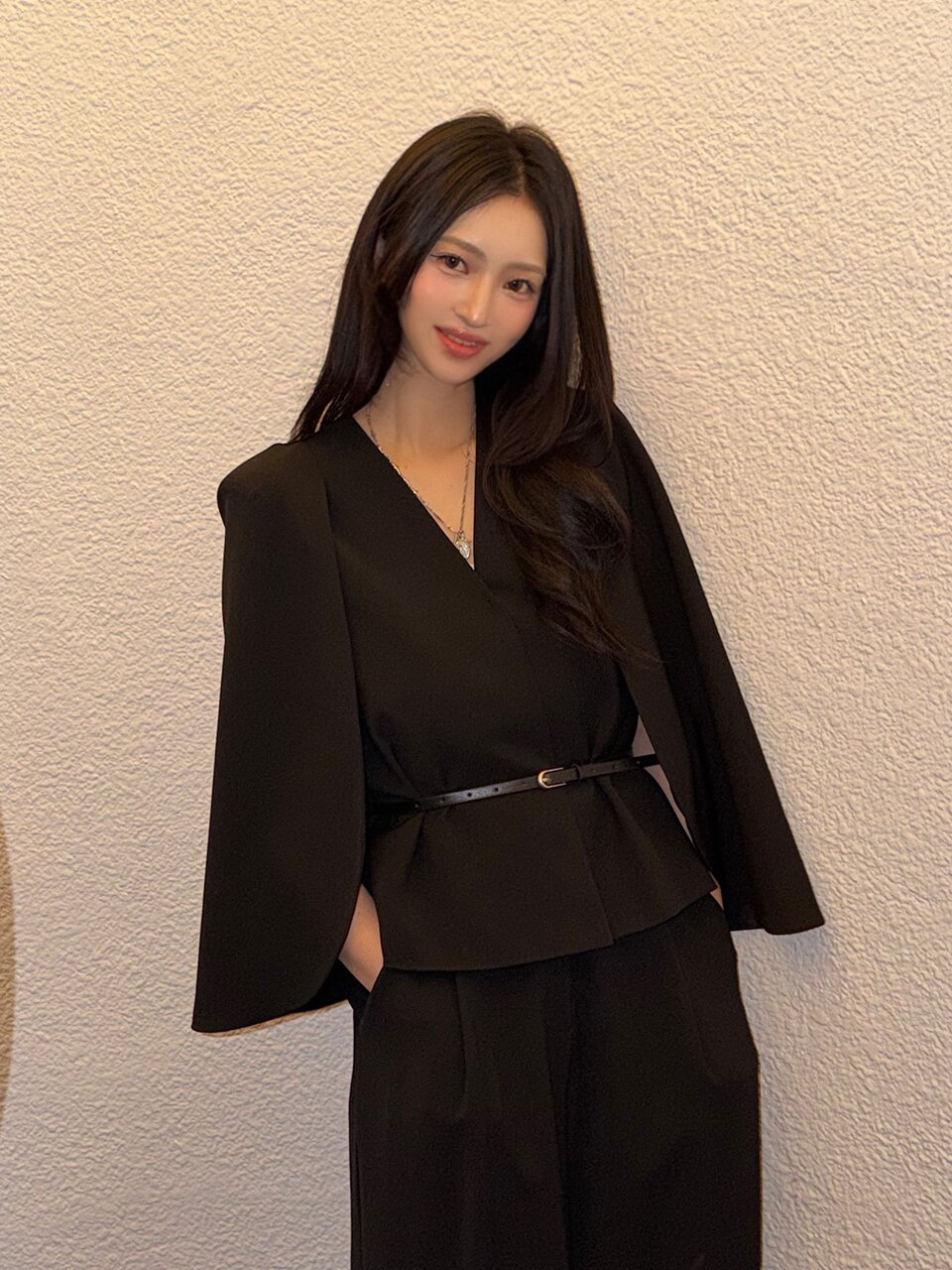 르제로 케이프 자켓 / 블랙