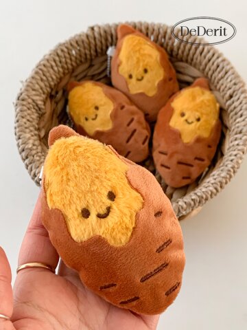 데데리트 귀여운 겨울 군고구마 인형 키링 인싸 키홀더 가방 열쇠고리 생일 친구 우정 커플 쓸데없는 선물