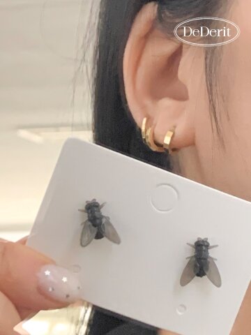 데데리트 특이한 웃긴 곤충 벌레 파리 똥파리 귀걸이 피어싱 이어링 악세서리 생일 친구 우정 커플 재밌는 쓸데없는 선물
