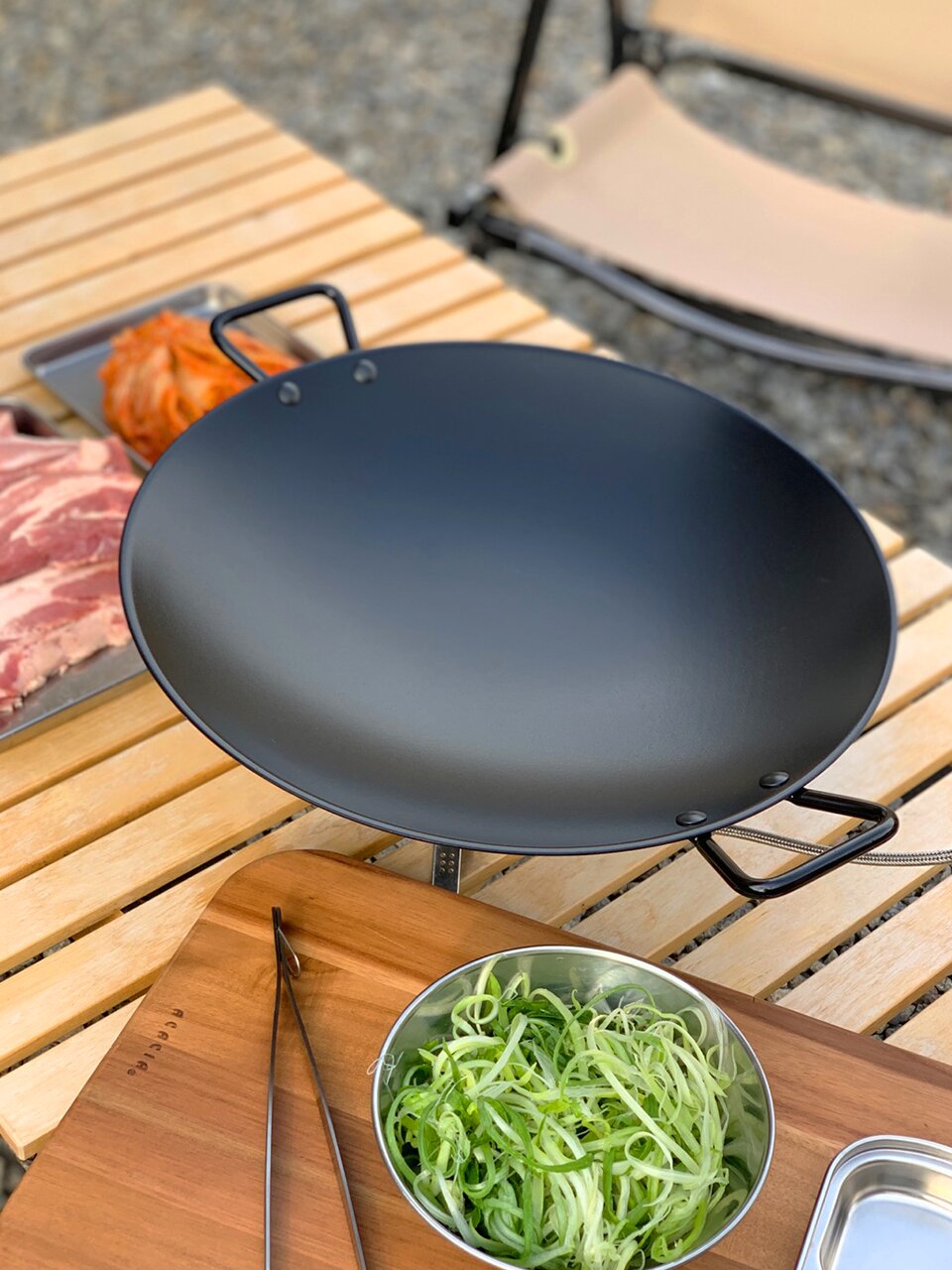 무쇠 주물팬 그리들 30cm 캠핑 삼겹살 찌개 고기불판 원형팬 파우치포함