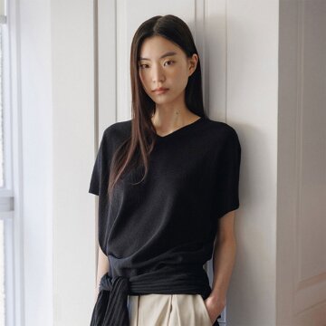 여성 브이넥 돌먼니트-블랙 1종