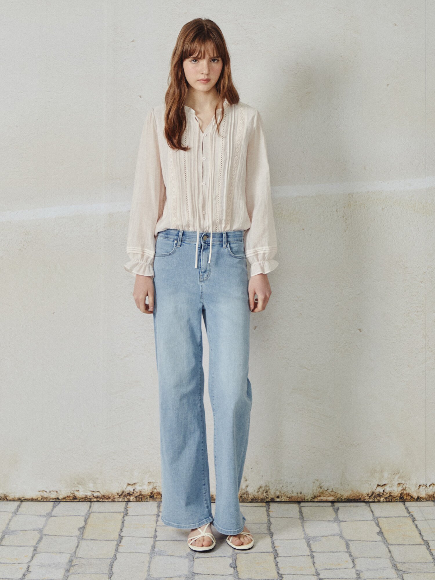 자카드 프릴넥 블라우스 (PINK)