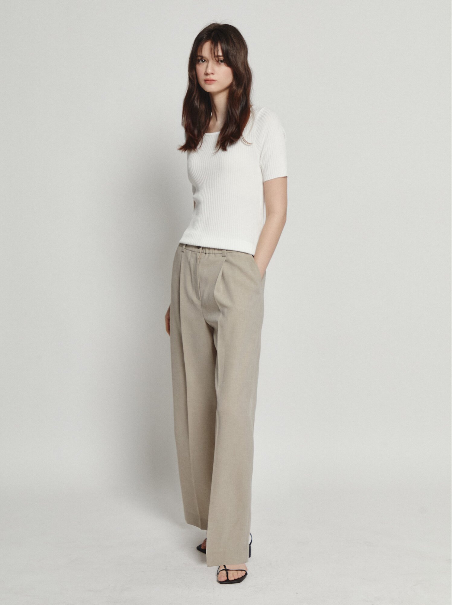 버튼 원턱 밴딩 와이드 팬츠 (BEIGE)