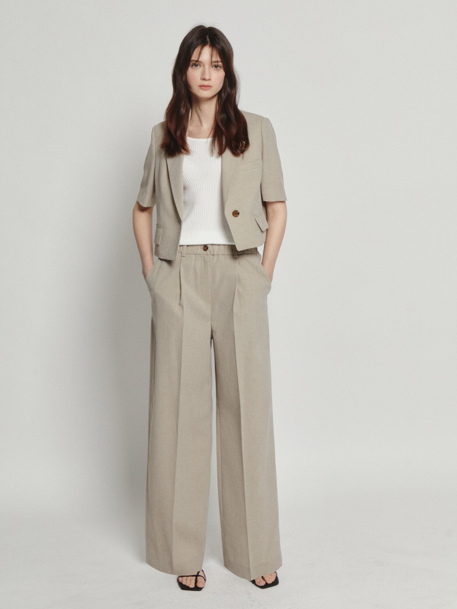 버튼 원턱 밴딩 와이드 팬츠 (BEIGE)