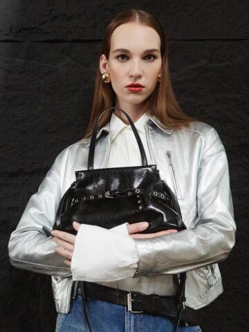 스트린 토트 크로스백 스몰 블랙 DST2001BFS