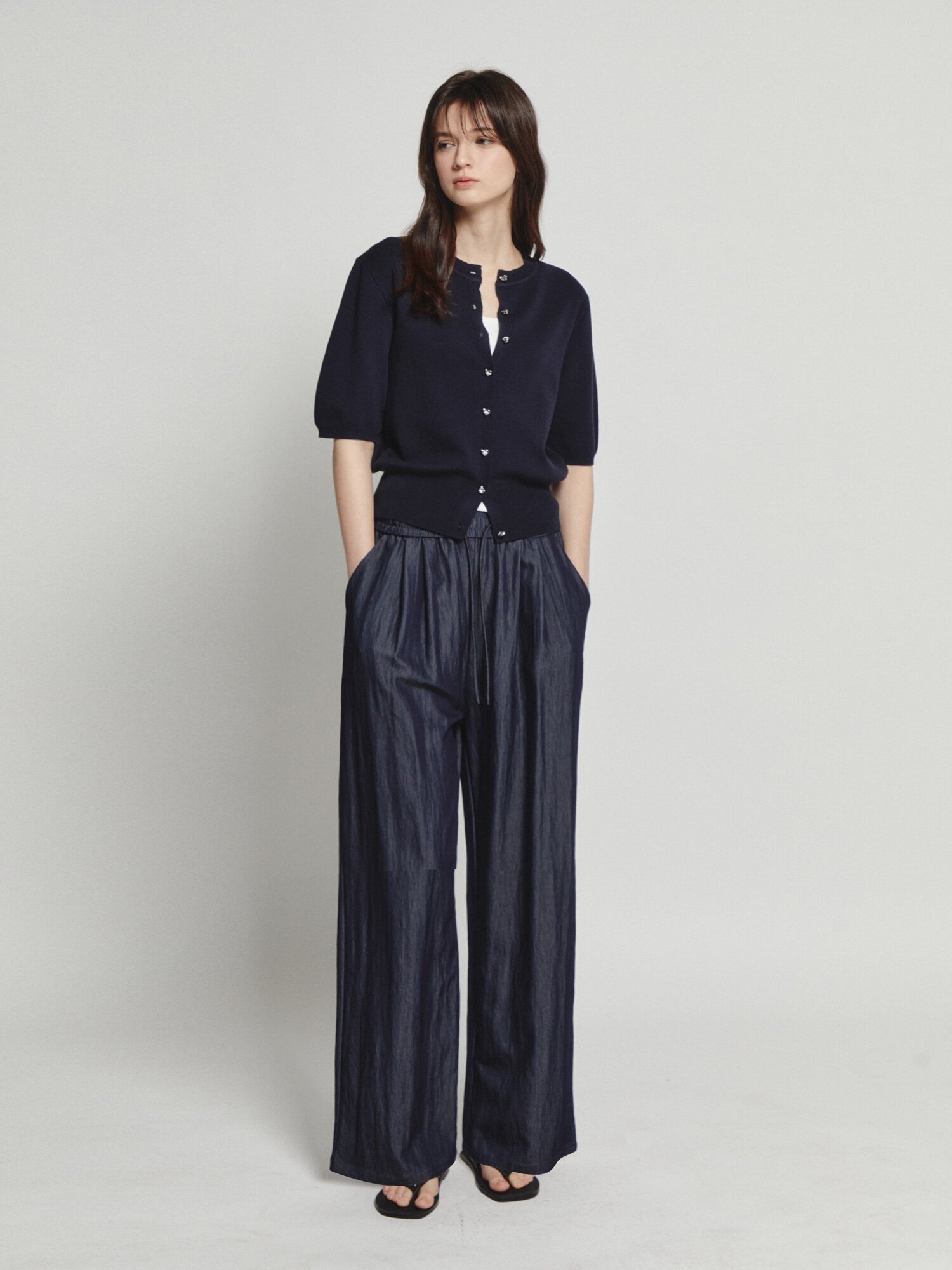 린넨 메탈 버튼 라운드넥 가디건 (NAVY)