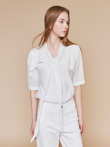 링클 프릴 스카프넥 블라우스 