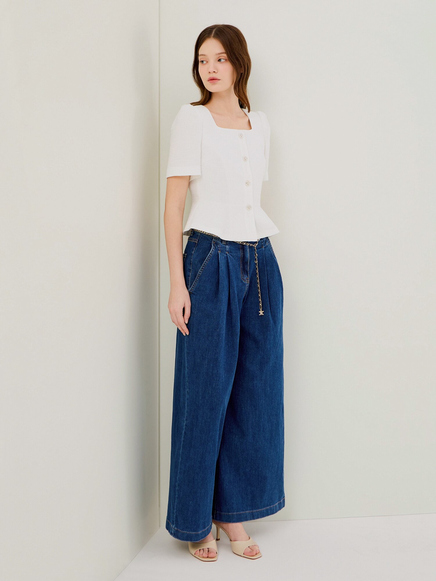 퍼프 스퀘어넥 페플럼 재킷 (WHITE)