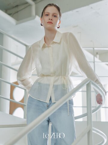 르제로 벨라 스트랩 블라우스 / 크림
