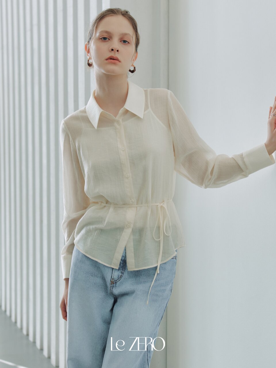 르제로 벨라 스트랩 블라우스 / 크림