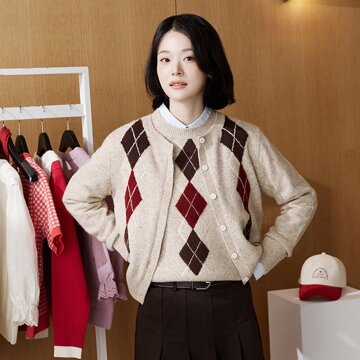 엔니튜드 아가일 패턴 니트 베스트 가디건[Beige]