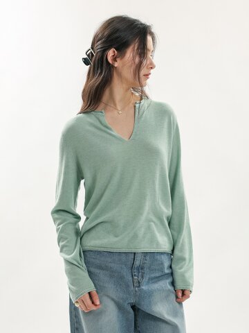 WD_Light v-neck knit top_2color