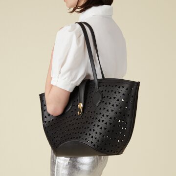 소노마 쇼퍼백 퍼포레이트 블랙 라지+파우치 DSN5001BEL