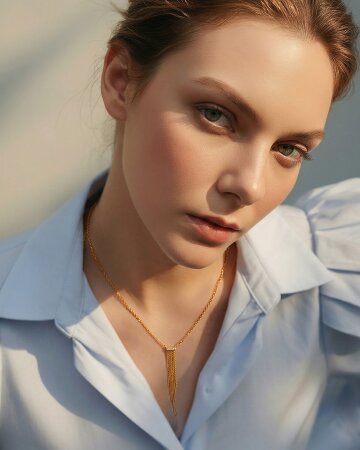 Golden Tassel Drop Necklace
골든 테슬 드롭 네크리스