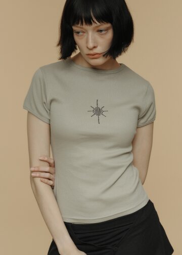 Mini Cross Slim Fit T-Shirt (Beige)