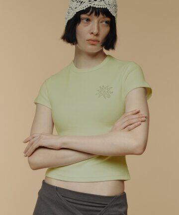 Sunrise Slim-Fit Cropped Cotton T-Shirt (Light Green)