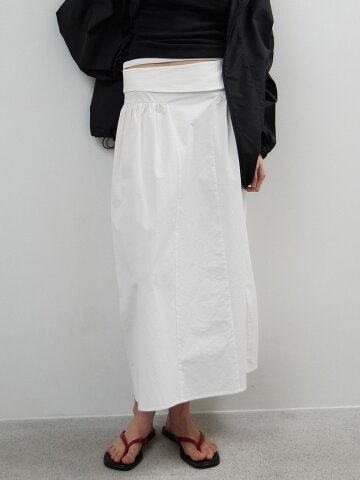Segment Flare Skirt(IVORY)