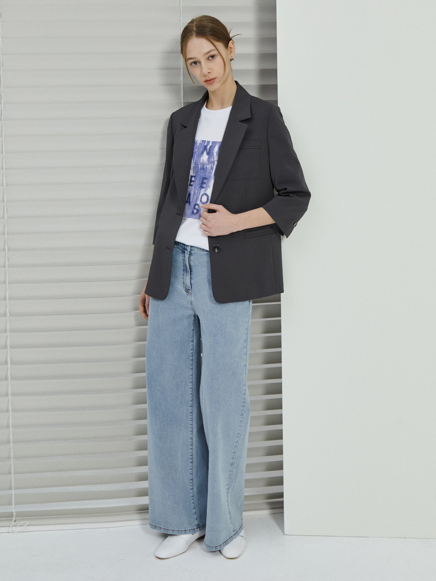 포켓 장식 7부 투버튼 재킷 (DARK GREY)