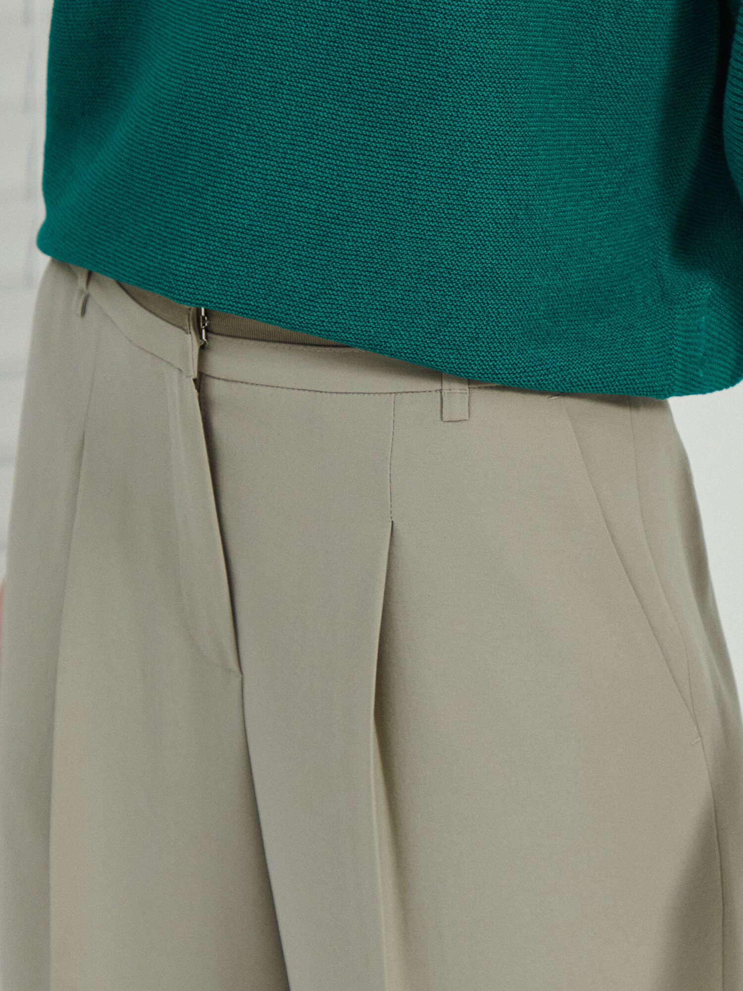 테이프 라인 원턱 와이드 팬츠 (LIGHT KHAKI)