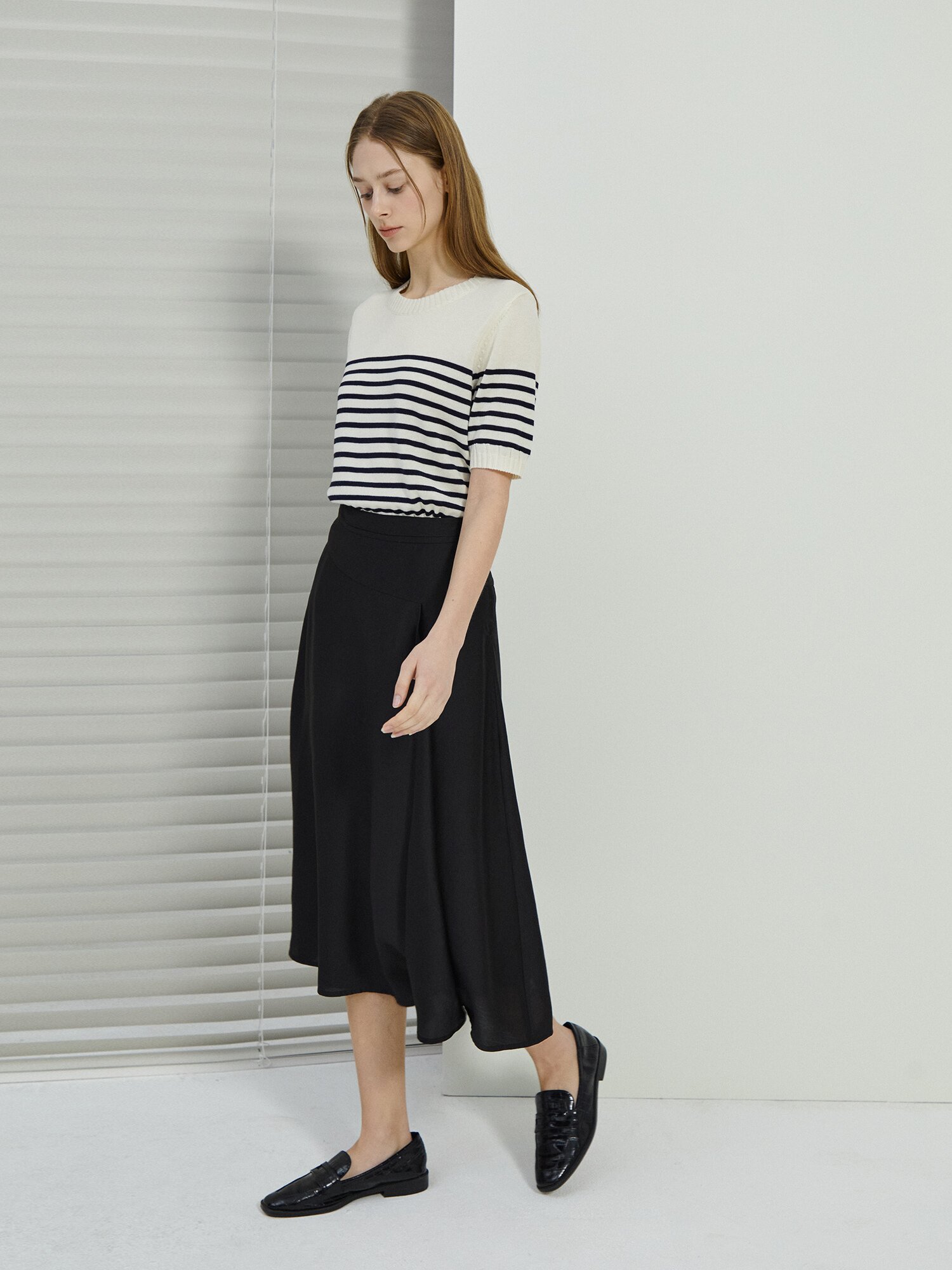 모달 언밸런스 랩 플레어 스커트 (BLACK)