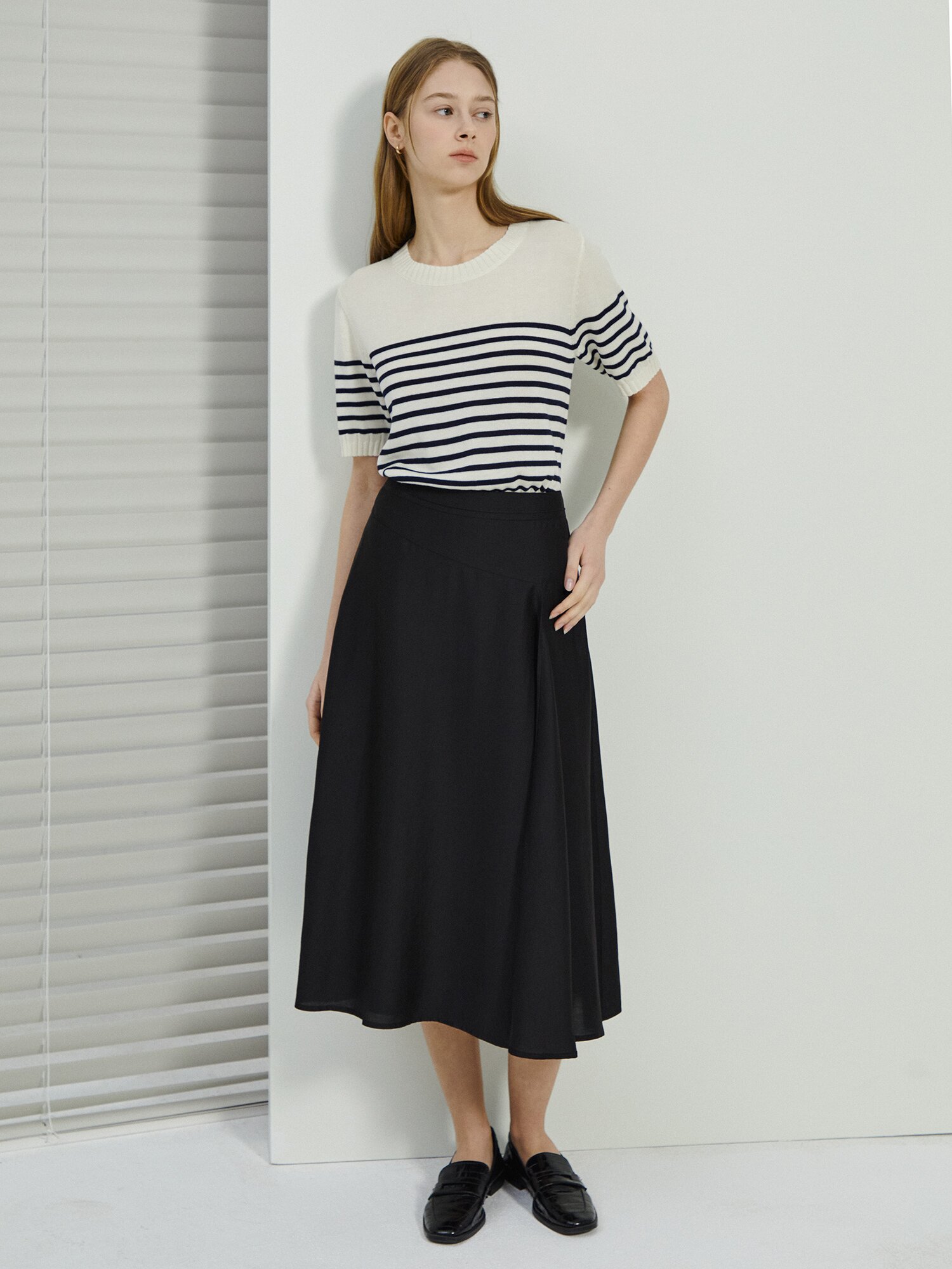 모달 언밸런스 랩 플레어 스커트 (BLACK)