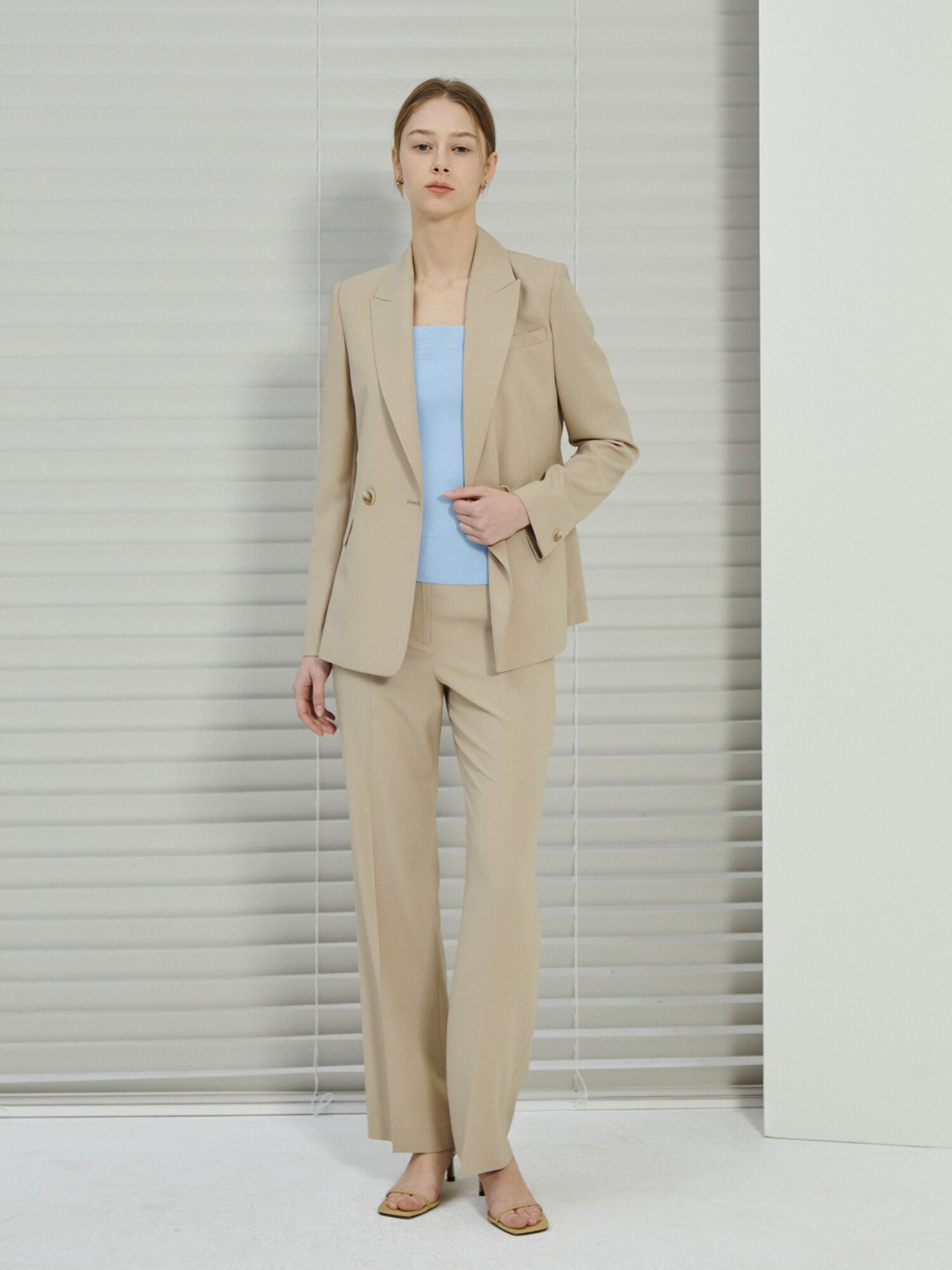 믹스 슬리브리스 스퀘어넥 니트 (LIGHT BLUE)