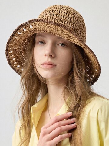 아마루 여성 밀짚모자 버킷햇 챙넓은 여름모자 라탄 휴양지 모자 K260