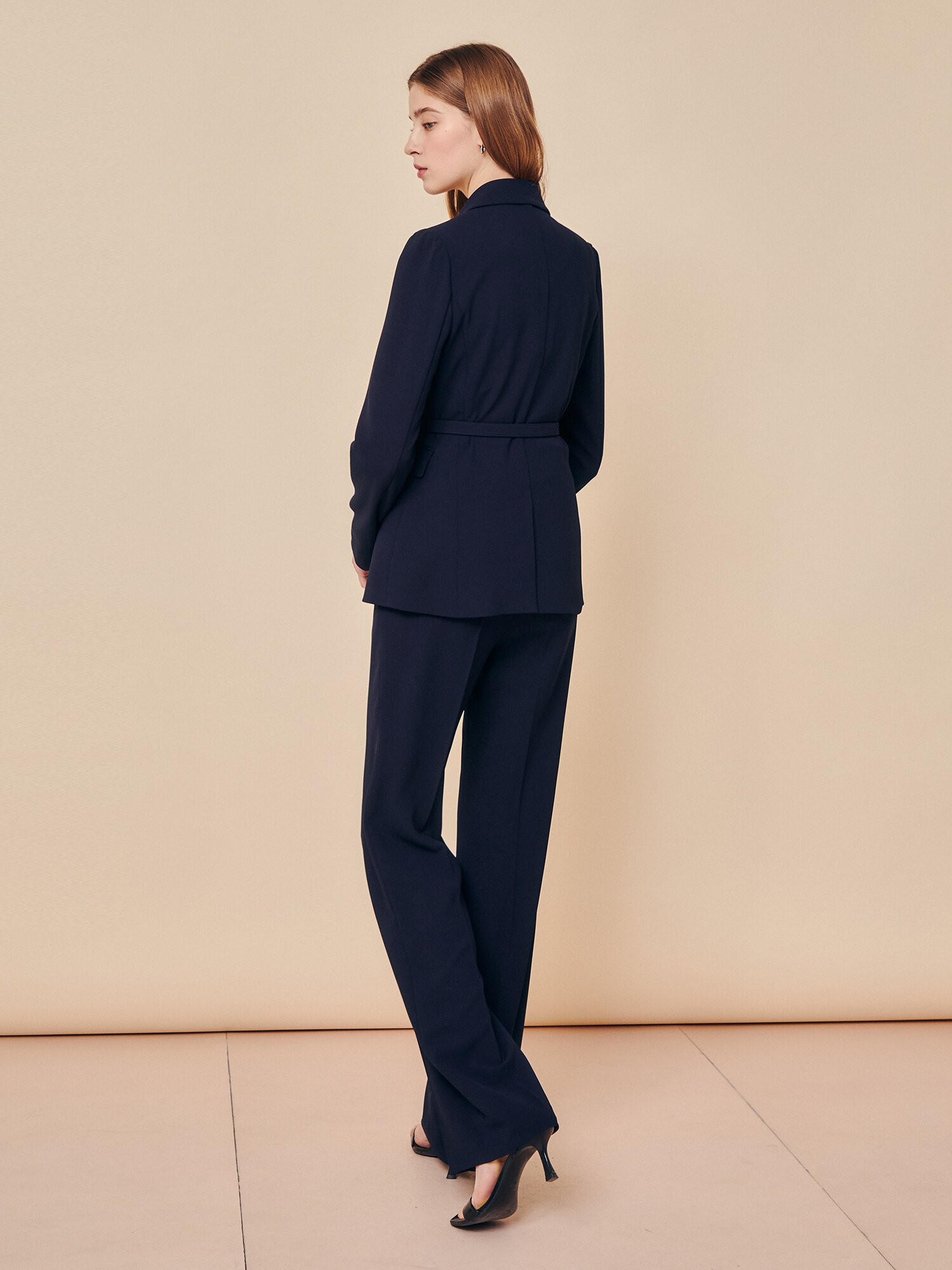 클린 텍스처드 시그니처 버클 재킷 (NAVY)