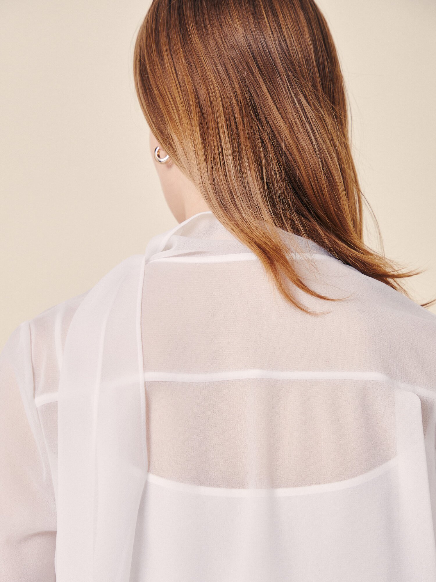 시어 페미닌 보우 타이 블라우스 (WHITE)