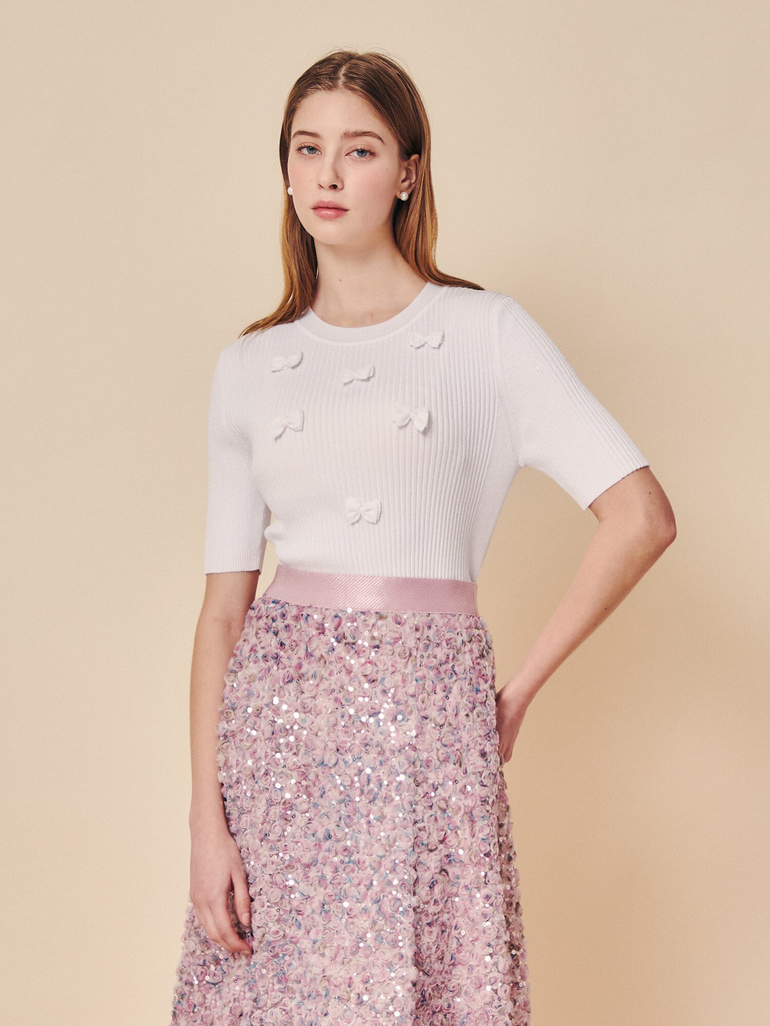 토널 리본 아플리케 니트 풀오버 (WHITE)