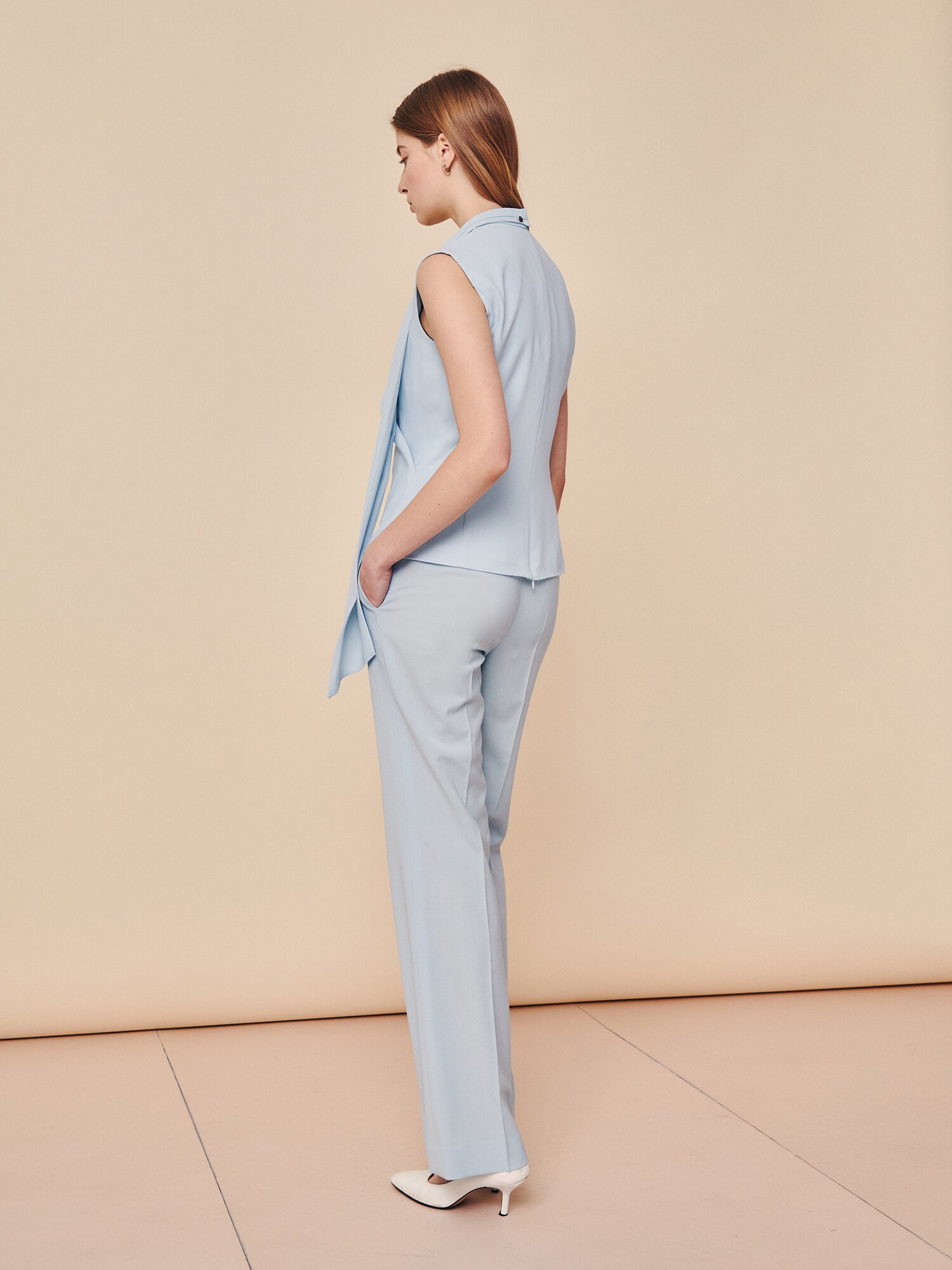 페일 터치 머플러 블라우스 (MINT)