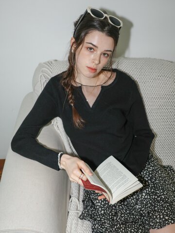 DD_Sheer neckline knit top_3color