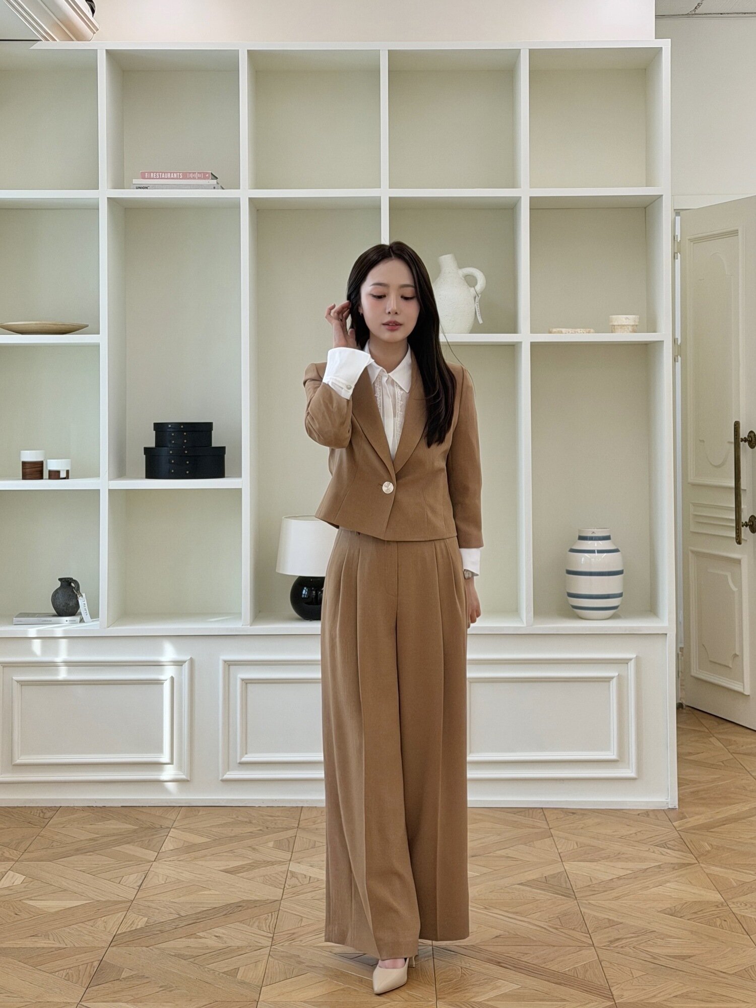 모던 투턱 와이드 팬츠 (CAMEL)